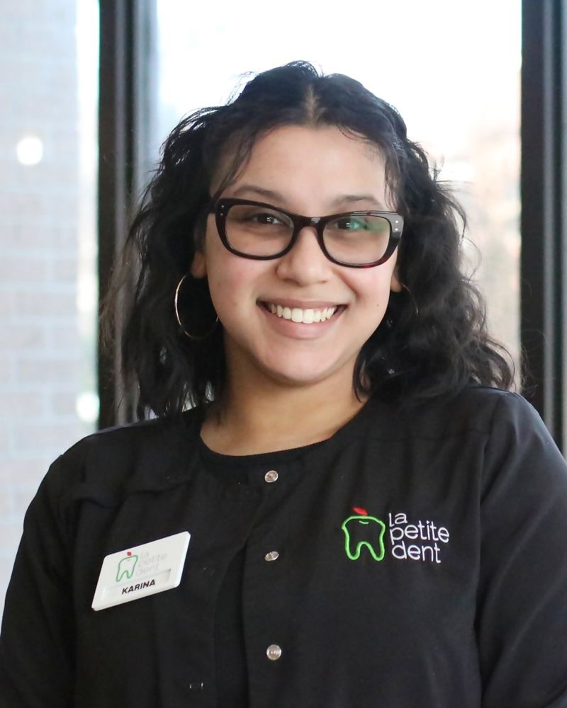 Karina, orthodontic dental assistant at La Petite Dent