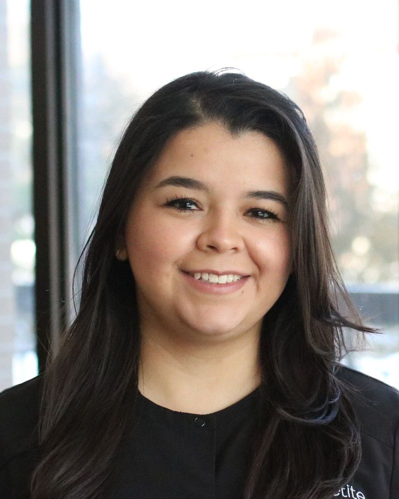 Paula, pediatric dental hygienist at La Petite Dent